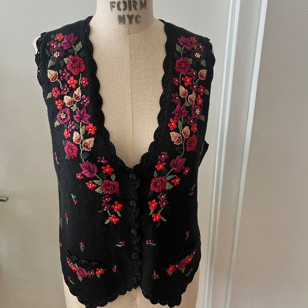ERIKA‎ Black and Red Ribbon Flower Vintage 90s Ramie Cotton Knit Sweater Vest Ca
